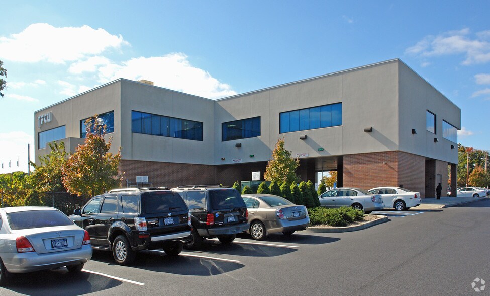 5439 Sunrise Hwy, Holbrook, NY for lease - Building Photo - Image 2 of 3