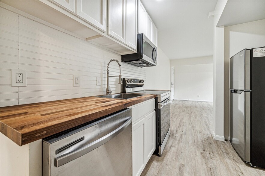 1011 W 10th St, Houston, TX à vendre - Photo intérieure - Image 3 de 10