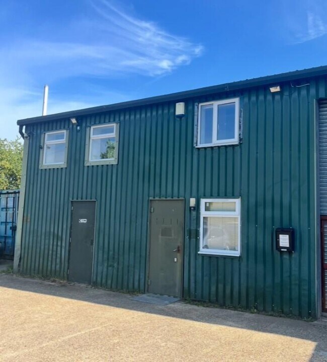 Plus de détails pour Hulfords Ln, Hartley Wintney - Bureau à louer