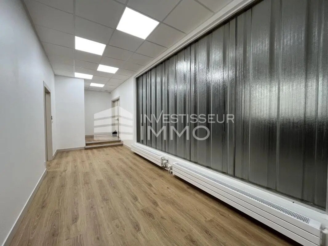 Office in Paris for sale Interior Photo- Image 1 of 7