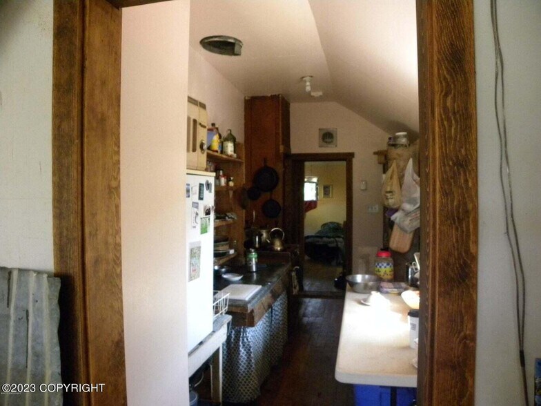 Main St, Chitina, AK à vendre - Photo du bâtiment - Image 2 de 12