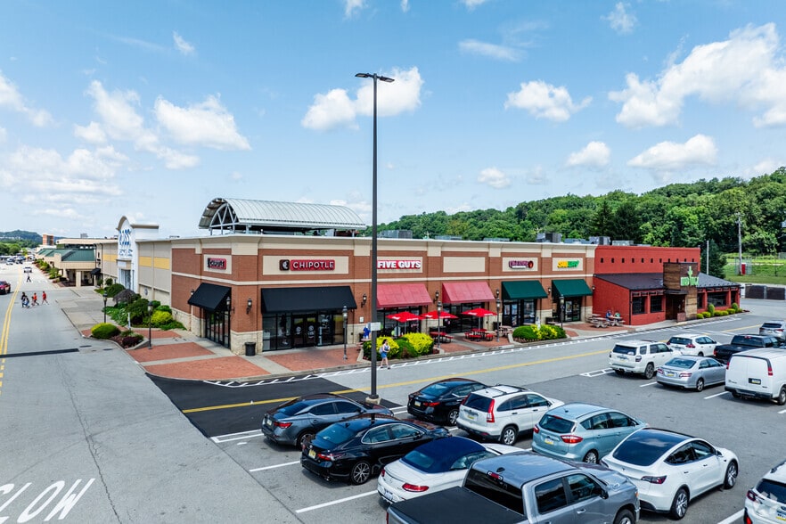 921-1001 Freeport Rd, Pittsburgh, PA for lease - Building Photo - Image 2 of 2