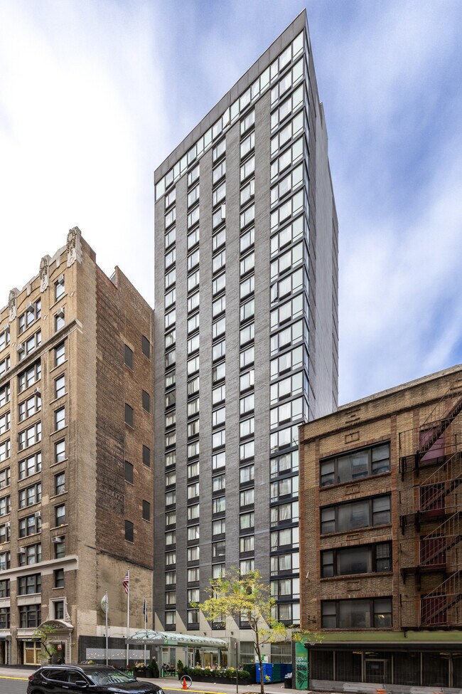 Plus de détails pour 125 W 26th St, New York, NY - Commerce de détail à louer