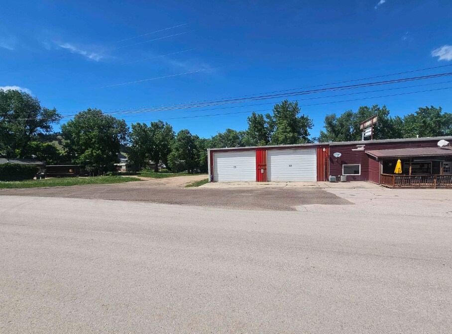 1401 Laurel Ave, Whitewood, SD à vendre Photo du bâtiment- Image 1 de 28