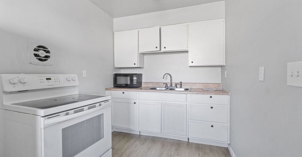 2500 Leo St, Norfolk, VA à vendre - Photo intérieure - Image 3 de 11