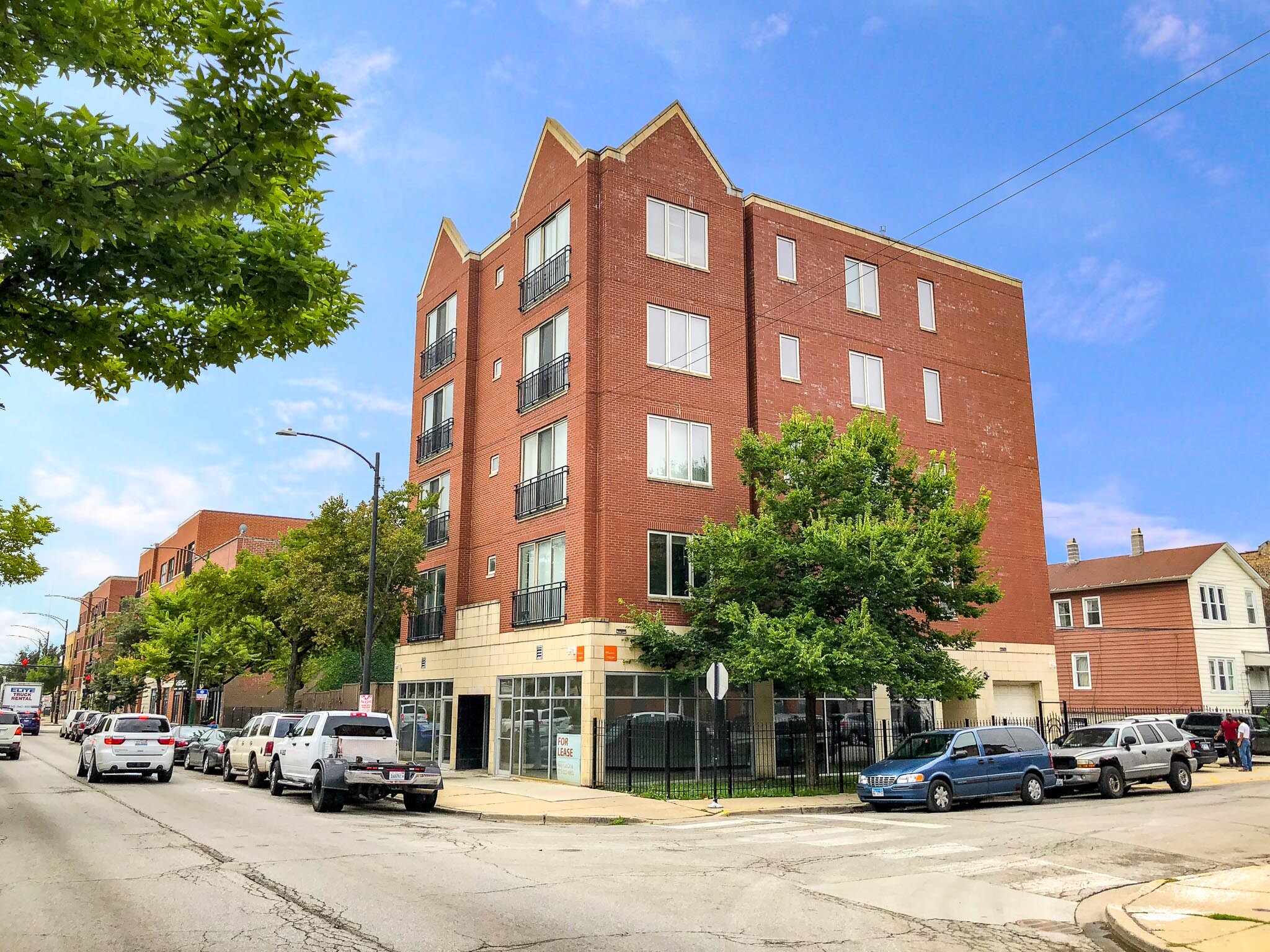 900 S Western Ave, Chicago, IL à vendre Photo du bâtiment- Image 1 de 1