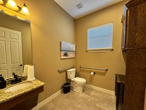 8900 Eastloch Dr, Spring, TX à louer Photo intérieure- Image 2 de 12