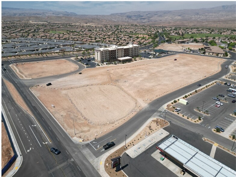 SunRiver Parkway, St George, UT for lease - Building Photo - Image 3 of 8