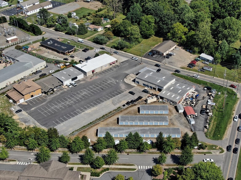 40 Eagles Nest Rd, Waynesville, NC for sale - Building Photo - Image 3 of 13