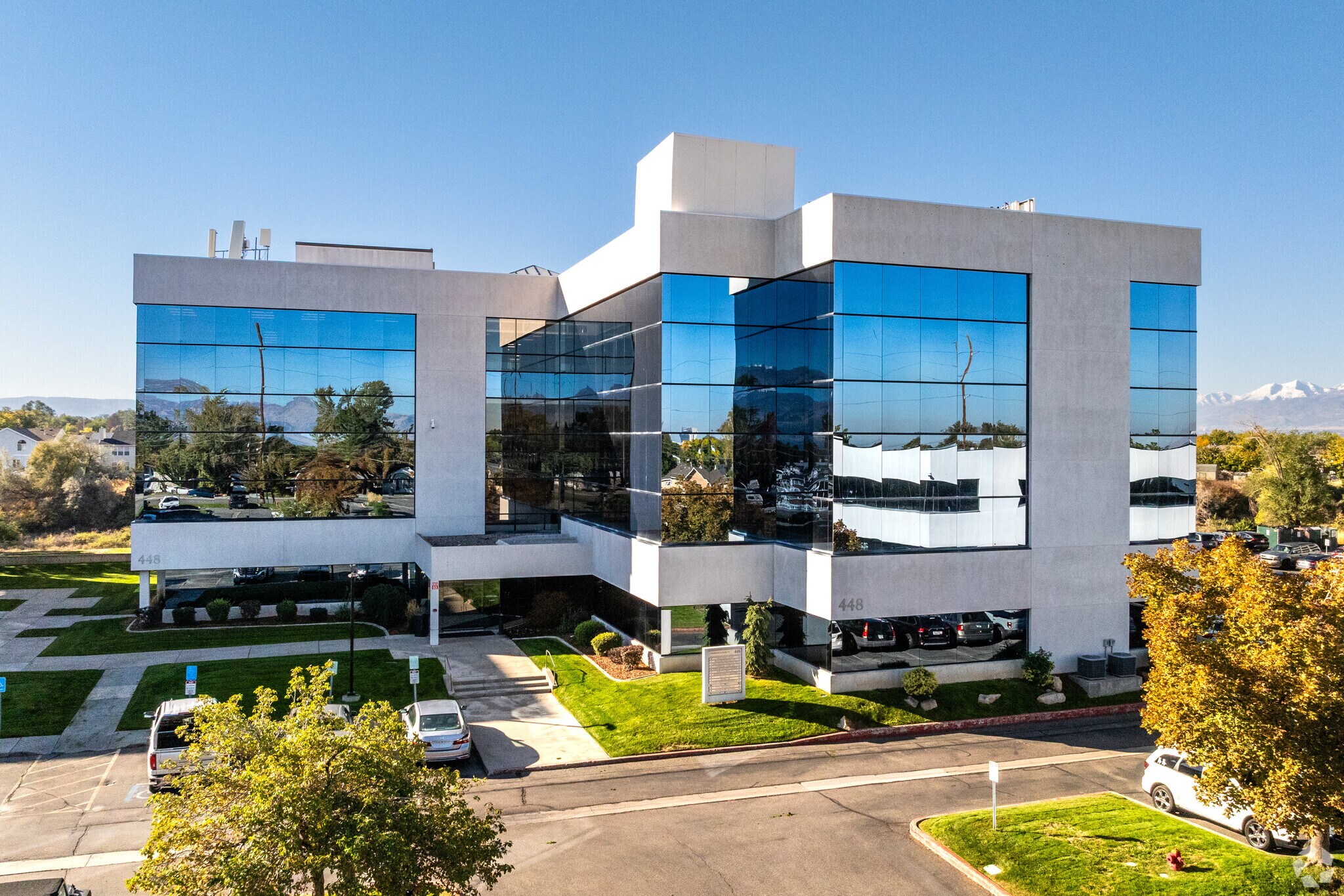 448 E Winchester St, Salt Lake City, UT à louer Photo principale- Image 1 de 6