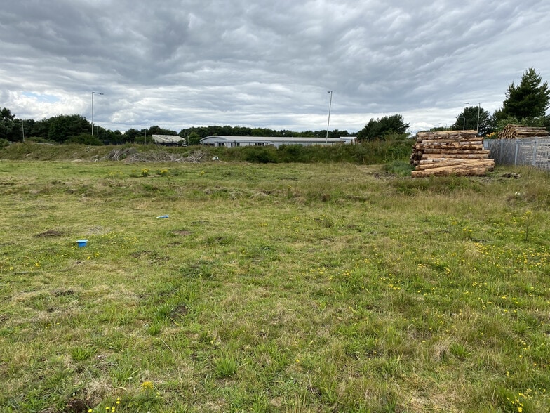 5 Tom Semple Rd, Nairn à louer - Photo du bâtiment - Image 3 de 9