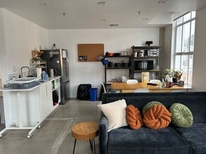 742-748 S Hill St, Los Angeles, CA for lease Interior Photo- Image 2 of 7