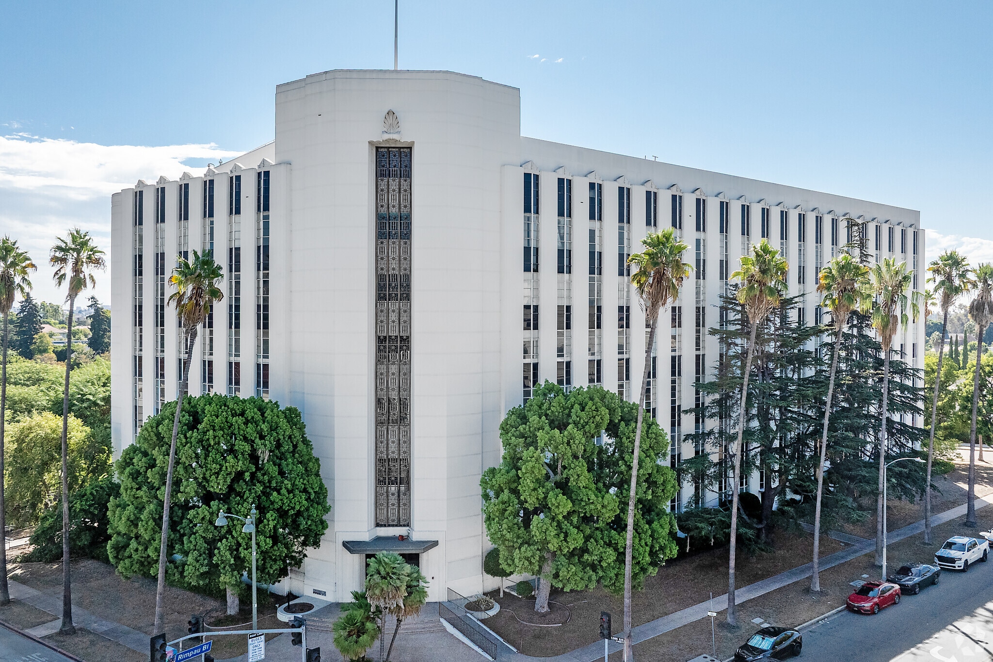 4680 Wilshire Blvd, Los Angeles, CA for sale Primary Photo- Image 1 of 7
