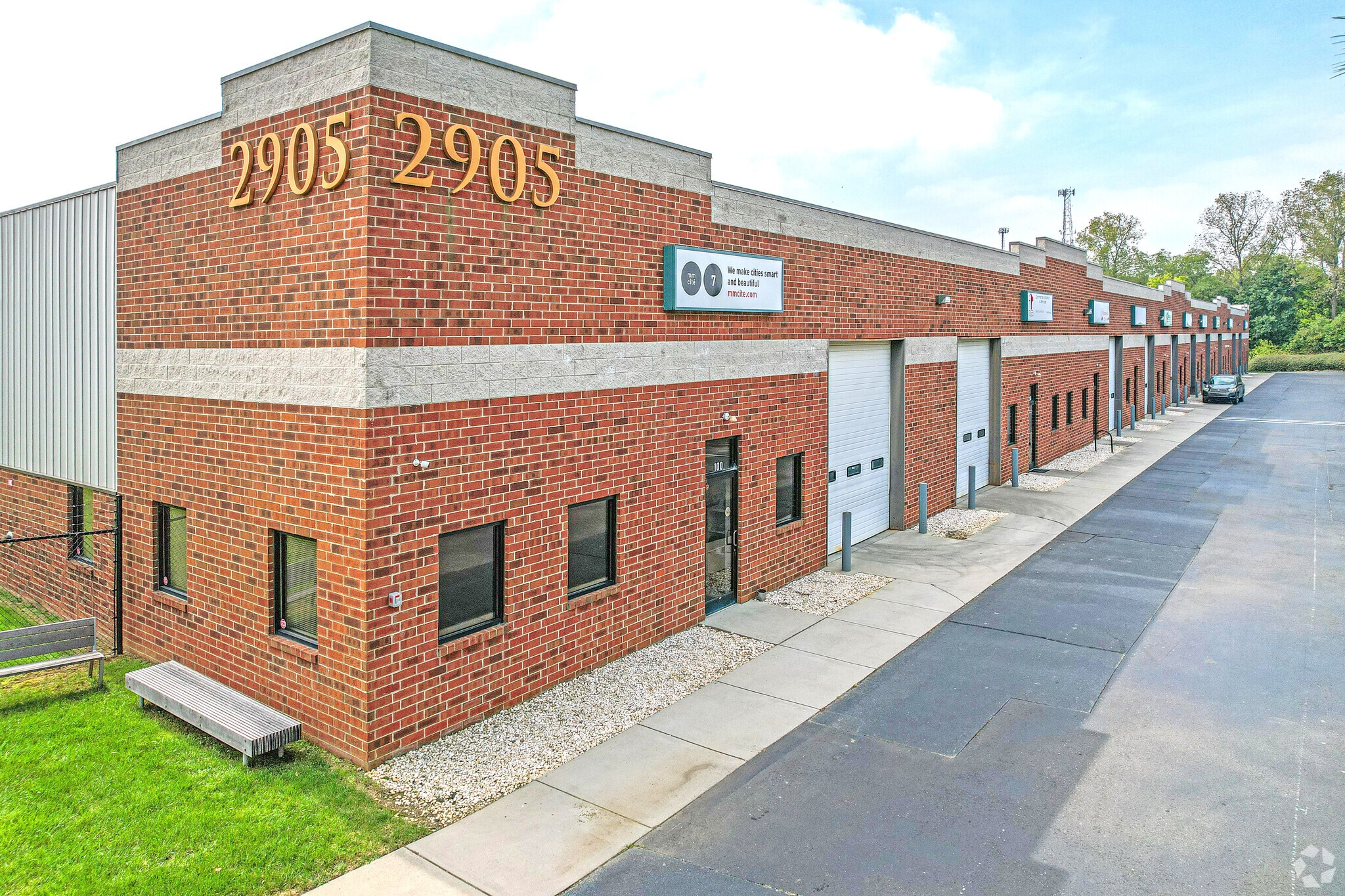 2905 Westinghouse Blvd, Charlotte, NC for lease Primary Photo- Image 1 of 7
