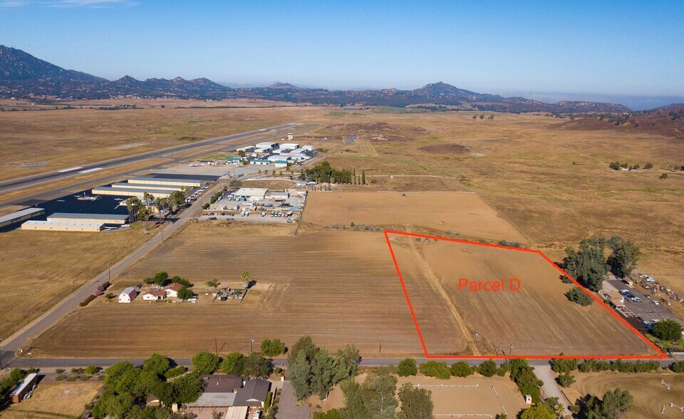 000 Montecito Rd, Ramona, CA à vendre - Photo du bâtiment - Image 2 de 3