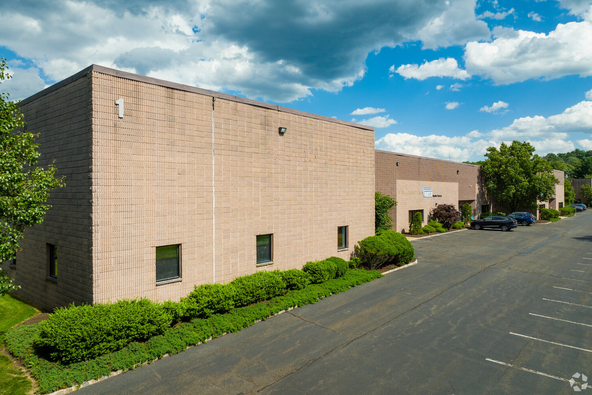 1 Frassetto Way, Lincoln Park, NJ à vendre Photo principale- Image 1 de 1