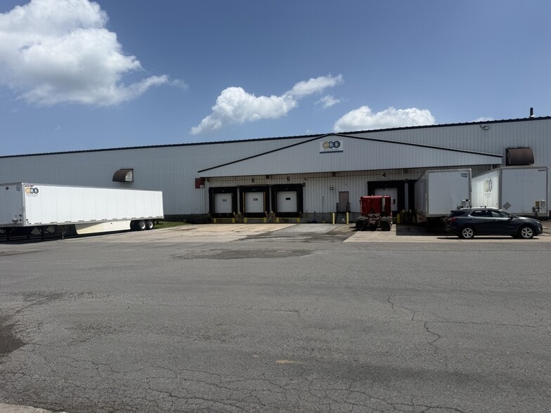 1850 Route 57, Fulton, NY for lease - Building Photo - Image 2 of 5