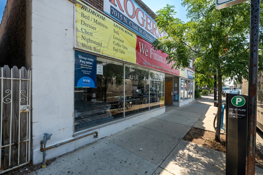 7015 N Clark St, Chicago, IL for sale - Building Photo - Image 3 of 6