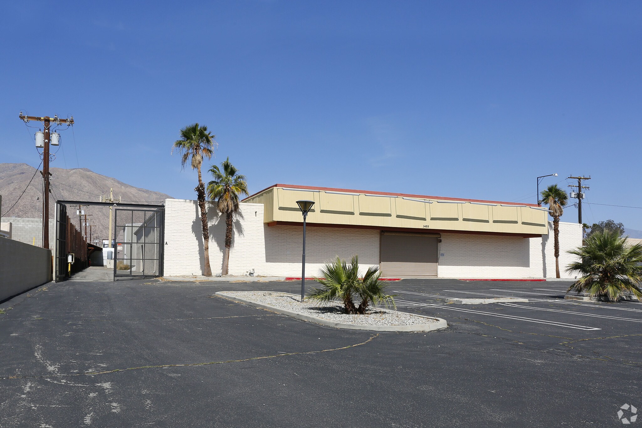 3455 N Indian Canyon Dr, Palm Springs, CA for sale Primary Photo- Image 1 of 21