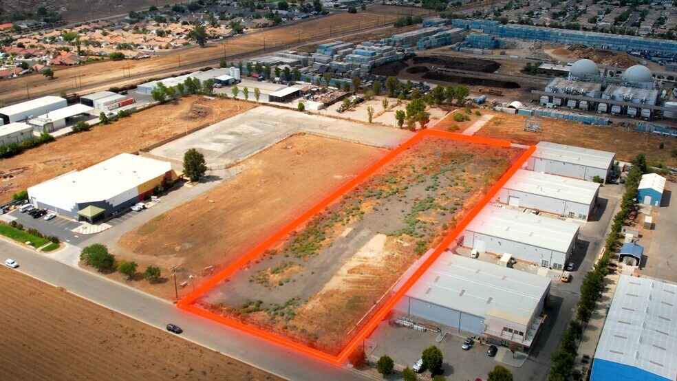 24 Malbert St, Perris, CA à vendre - Vidéo sur l’inscription commerciale - Image 2 de 18