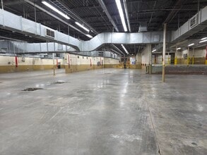 700 S Railroad Ave, Kings Mountain, NC à louer Photo intérieure- Image 1 de 7