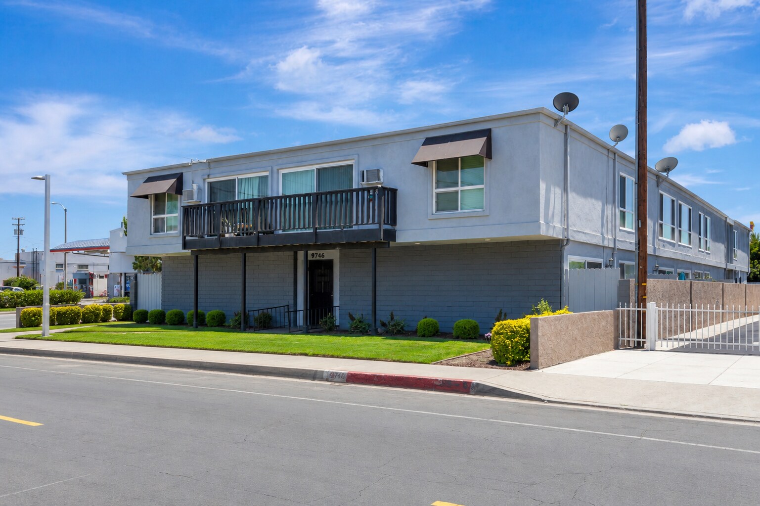 9746 Park St, Bellflower, CA à vendre Photo du bâtiment- Image 1 de 10