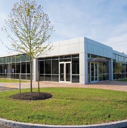 100 Domain Dr, Exeter, NH à louer - Photo du bâtiment - Image 3 de 11