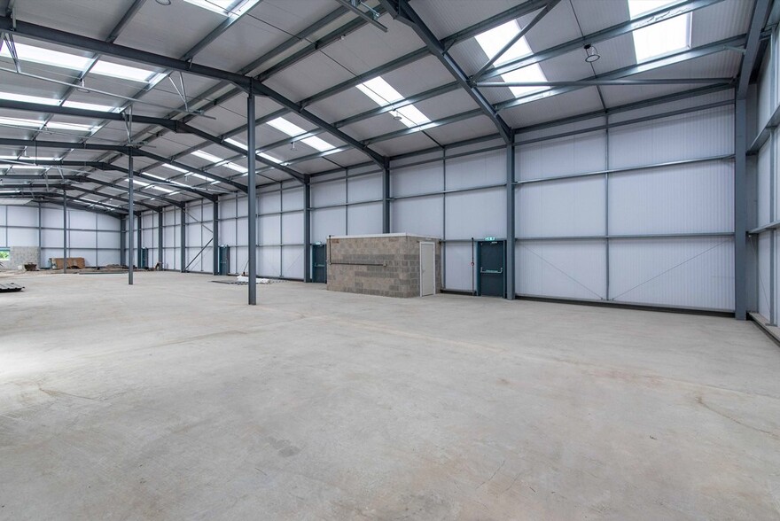 Longbridge Ln, Heanor for lease - Interior Photo - Image 3 of 7