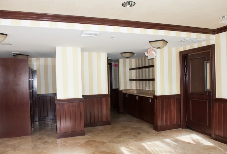 415 NW Flagler Ave, Stuart, FL à louer - Photo intérieure - Image 2 de 41