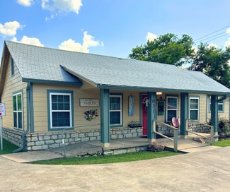 Plus de détails pour 1031 W Pearl St, Granbury, TX - Bureau à louer