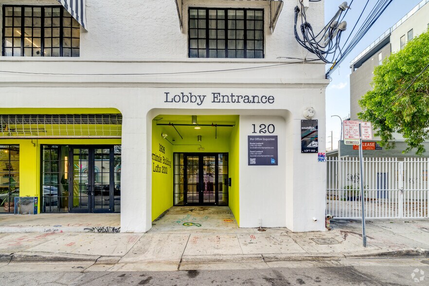 114-120 NW 25th St, Miami, FL for lease - Building Photo - Image 2 of 4