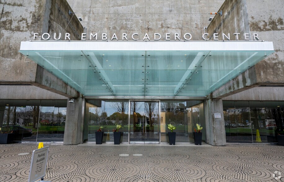 4 Embarcadero Ctr, San Francisco, CA à louer - Photo du bâtiment - Image 2 de 3
