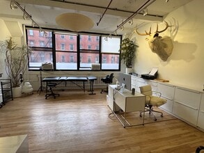 61 Greenpoint Ave, Brooklyn, NY for lease Interior Photo- Image 1 of 10