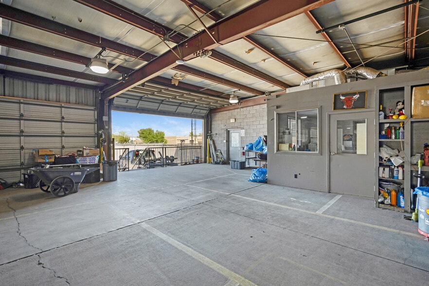 616 S Smith Rd, Tempe, AZ for lease - Building Photo - Image 3 of 11