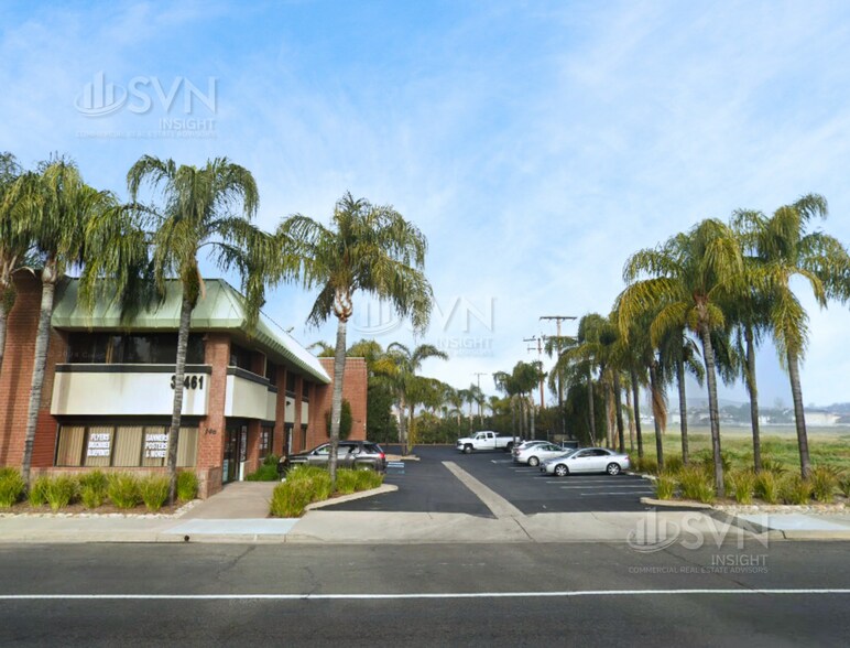 31461 Riverside Dr, Lake Elsinore, CA à louer - Photo du bâtiment - Image 3 de 5