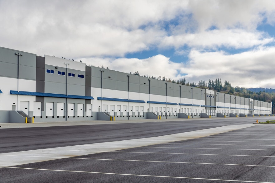 2700 Talley Way, Kelso, WA for lease - Building Photo - Image 3 of 11