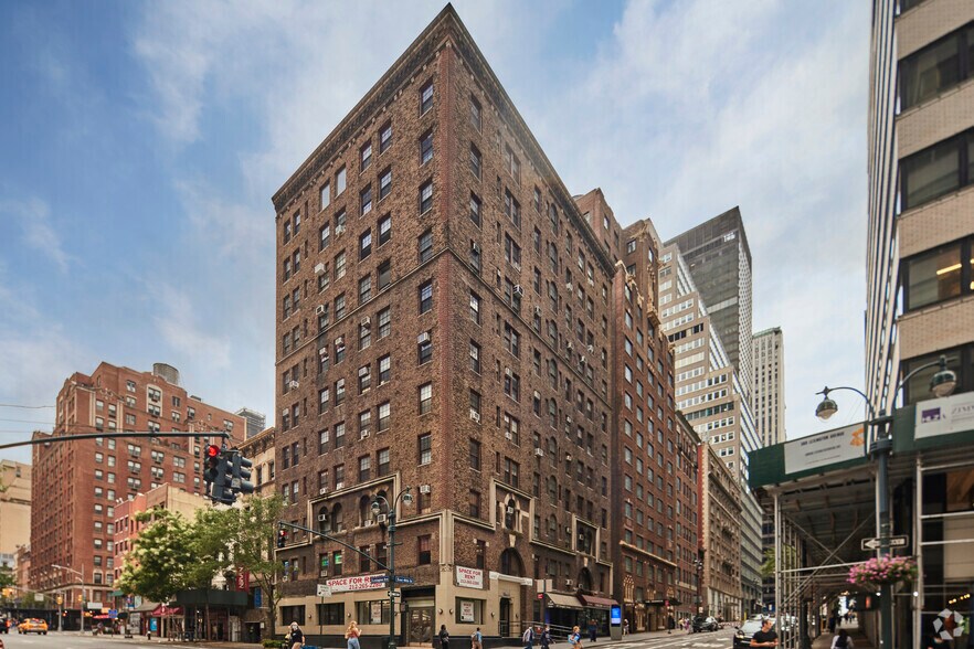 350 Lexington Ave, New York, NY à louer - Photo du bâtiment - Image 1 de 3