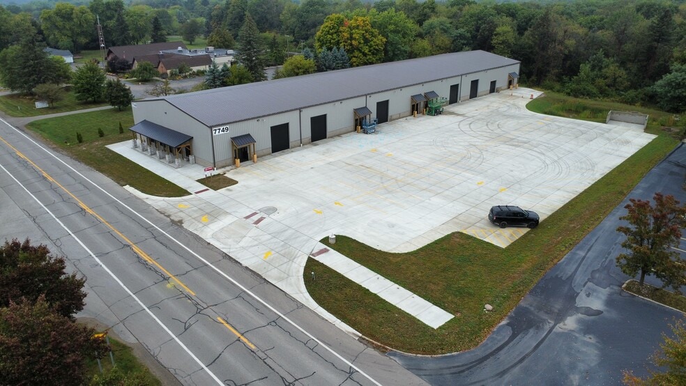 7749 E MI State Road 36, Whitmore Lake, MI for lease - Aerial - Image 2 of 6