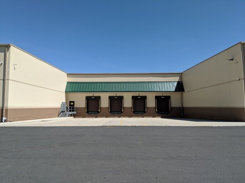 20 Haypress Rd, Cranbury, NJ for lease - Building Photo - Image 2 of 7