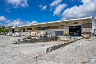 4500 Carmichael Ave, Sarasota, FL for lease Building Photo- Image 1 of 4