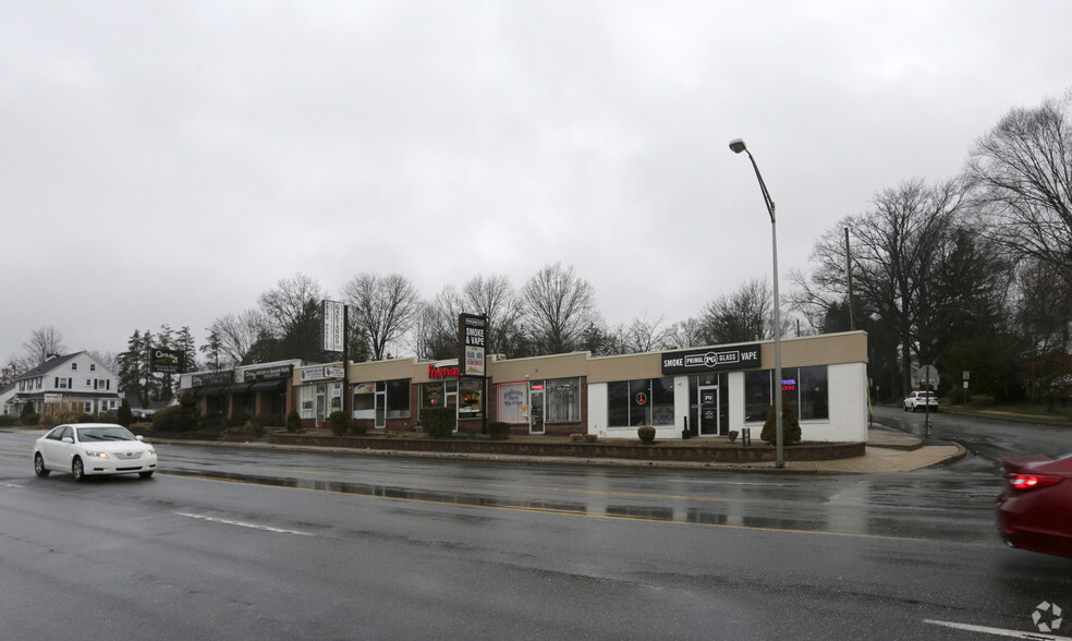 500-508 Baltimore Pike, Springfield, PA à vendre - Photo principale - Image 1 de 1