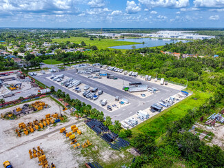 Plus de détails pour 8930 Laredo Ave, Fort Myers, FL - Terrain à louer