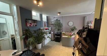 12 High St, Littlehampton for lease Interior Photo- Image 2 of 4