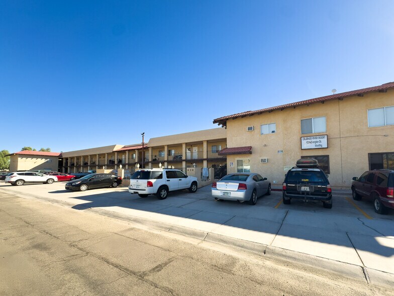 434 River Glen Dr, Bullhead City, AZ à vendre - Photo du bâtiment - Image 2 de 15