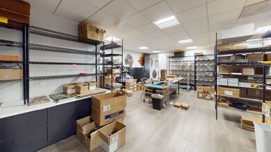 14140-14144 Ventura Blvd, Sherman Oaks, CA for lease Interior Photo- Image 2 of 6