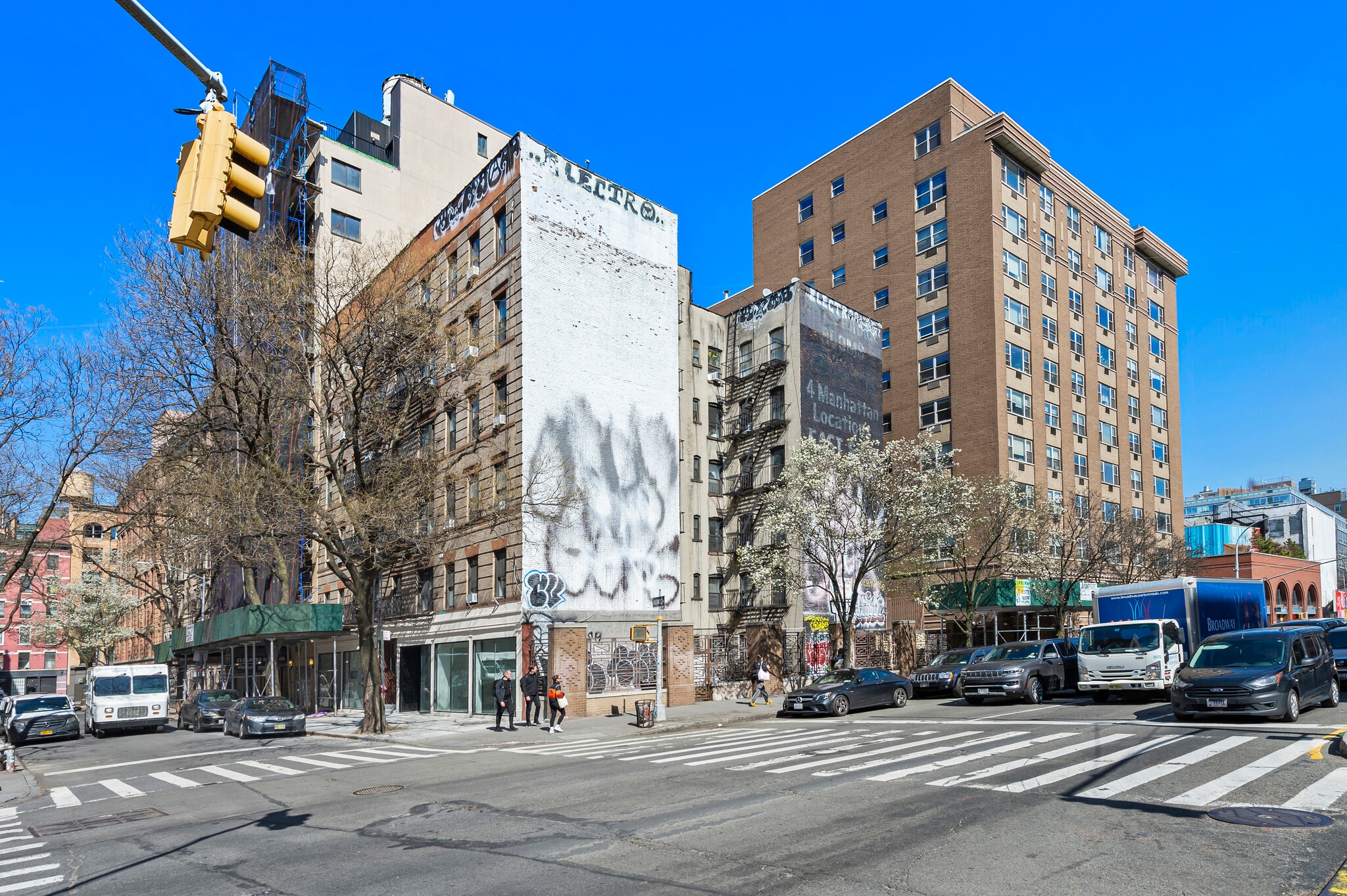 302 Mott St, New York, NY for lease Building Photo- Image 1 of 6