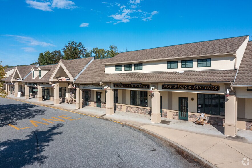 401 Louviers Dr, Newark, DE à louer - Photo du bâtiment - Image 2 de 13