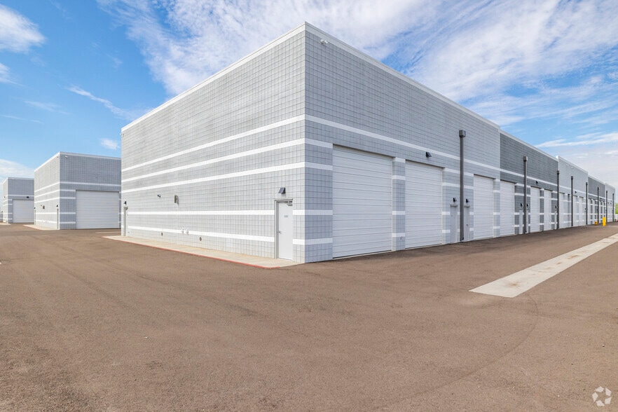 24415 N 19th Ave, Phoenix, AZ for sale - Building Photo - Image 3 of 21