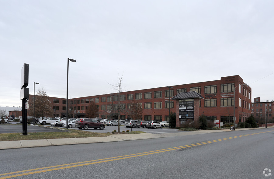 480 New Holland Ave, Lancaster, PA for lease - Primary Photo - Image 1 of 51