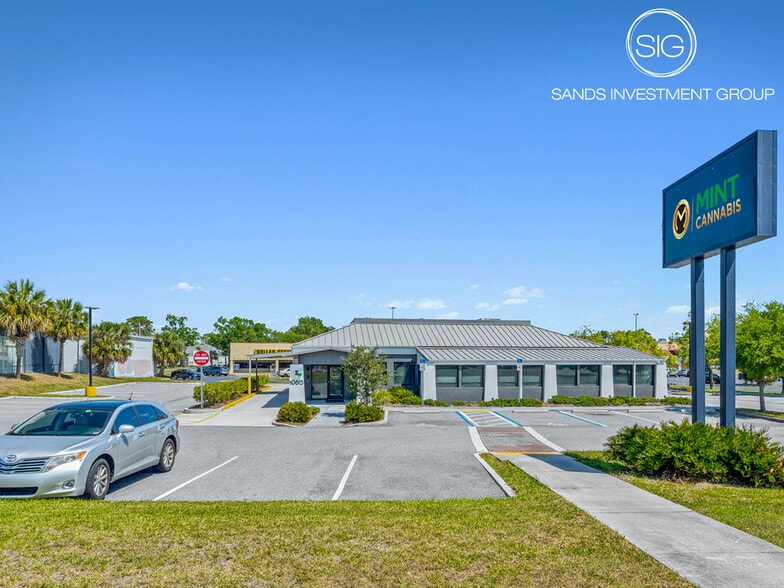 10615 E Colonial Dr, Orlando, FL for sale - Primary Photo - Image 1 of 6